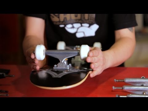 how to decide what size skateboard to get
