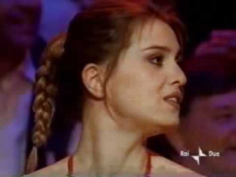 Libero 2001 - Paola Cortellesi e Clara Serina in "Lady Oscar"