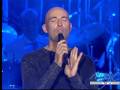 patrick s�bastien donne r�guli�rement aux jeunes talents l'opportunit� de se faire connaitre. imitateur lui aussi a ses d�buts, patrick est pris d'un v�ritable coup de c?ur pour nicolas canteloup et d�cide de lui donner un coup de pouce en le produisant et en l'invitant dans ces �missions. voici l'un de ces sketch ou il imite nelson montfort et gilbert montagn�.