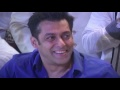 Salman khan Sacrifices Shooting Location of SULTAN for Aamir Khan! wallpaper