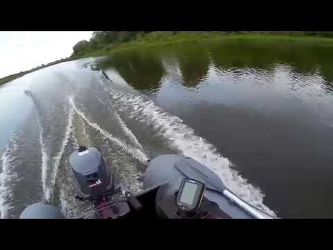 Yamaha 5 л.с и лодка 330 Yamaha 5 л.с и лодка 330