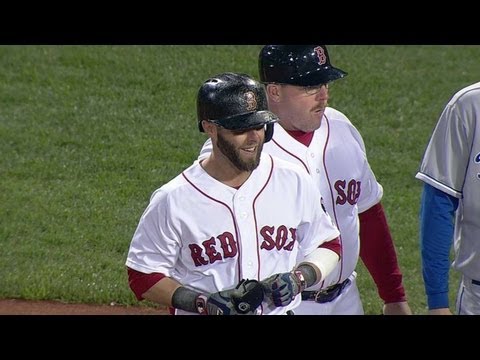 Video: Pedroia's RBI single