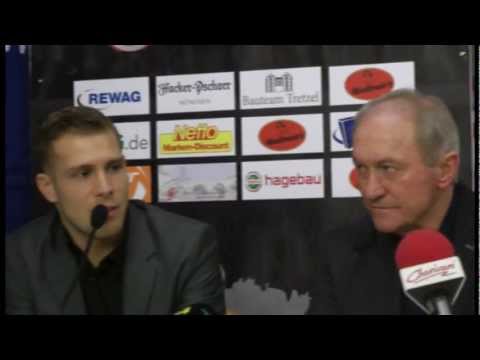 2. Bundesliga: PK vor dem 20. Spieltag: SSV Jahn Regensburg - Hertha Berlin SC mit Franz Smuda