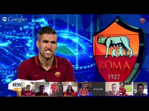 Robben and Strootman face-off in a Quizz Show I Short version