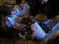 C'est la fête de la Toussaint à Pampelune et j'ai rencontré mon petit cousin pour la première fois... On a bien joué ensemble.