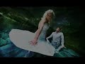 Riviera Maya Trash the dress underwater photography session