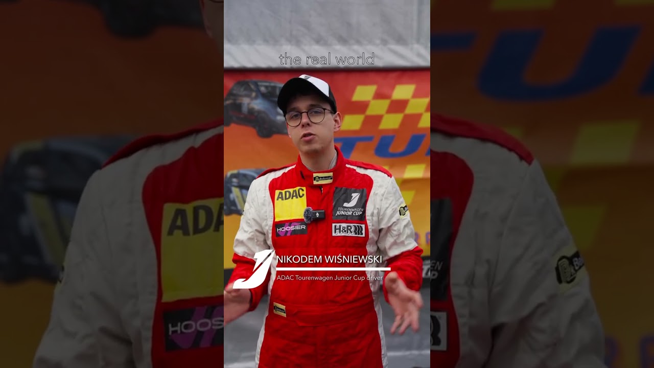 Watch this interesting story from @nikodemw from sim racing to the offline race track 🚀 #DTM