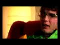 stefano picchi is an italian singer... and this is his second video!!! please! look it! =)
buena vista!