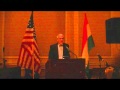 Anchor David Wittman introduces Dr. Michael Roizen