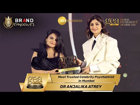 Dr Anjalika Atrey wins GEA for Most Trusted Celebrity Psychiatrist in Mumbai at Zee Business Telecast