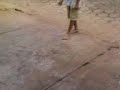 Vinicin dançando jumpstyle