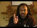 Ask me some shallow questions, ask a child's question! The little girl next door just lost her dog, what would you say to her? how to be supportive to & serve someone who is experiencing deep grief? Mooji, Washington DC, Nov 2007 Subtitles: German Deutsch Português (Portuguese)
