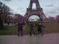 dança do siri- paris