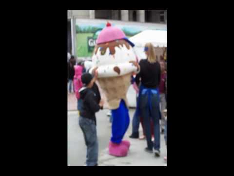 0 At the Jimmy Fund Scooper Bowl