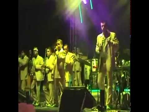 alvaro obregon michoacan - celebracion de la fiesta de San Bartolome , la quema del Castillo y El baile de la Banda Pelillos.