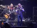 NICKELBACK STOPS SHOW