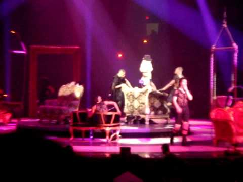 Britney Spears Circus Tour 2008 - Get Naked