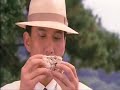 de l'art de consommer un oeuf comme on se consume � deux.
tampopo de juzo itami