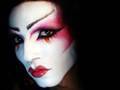 Twisted-Geisha-Makeu