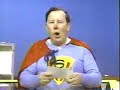 Supe gives away tickets to Sea World as well as a shopping spree to ToysRUs in the 