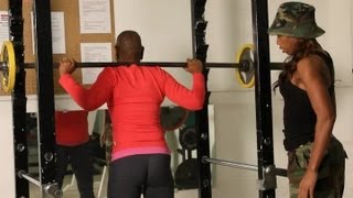 Barbell Squat Safety : Weightlifting & Fitness Tips