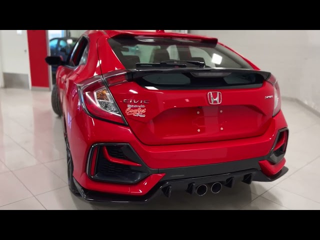 Découvrez l'élégance dynamique du Honda Civic Sport Hatchback 20 in Cars & Trucks in Saguenay