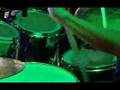 Ivete Sangalo tocando bateria no Circo do Edgard