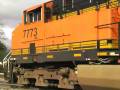 videos de BNSF GEVO 7773 west at downtown Flagstaff