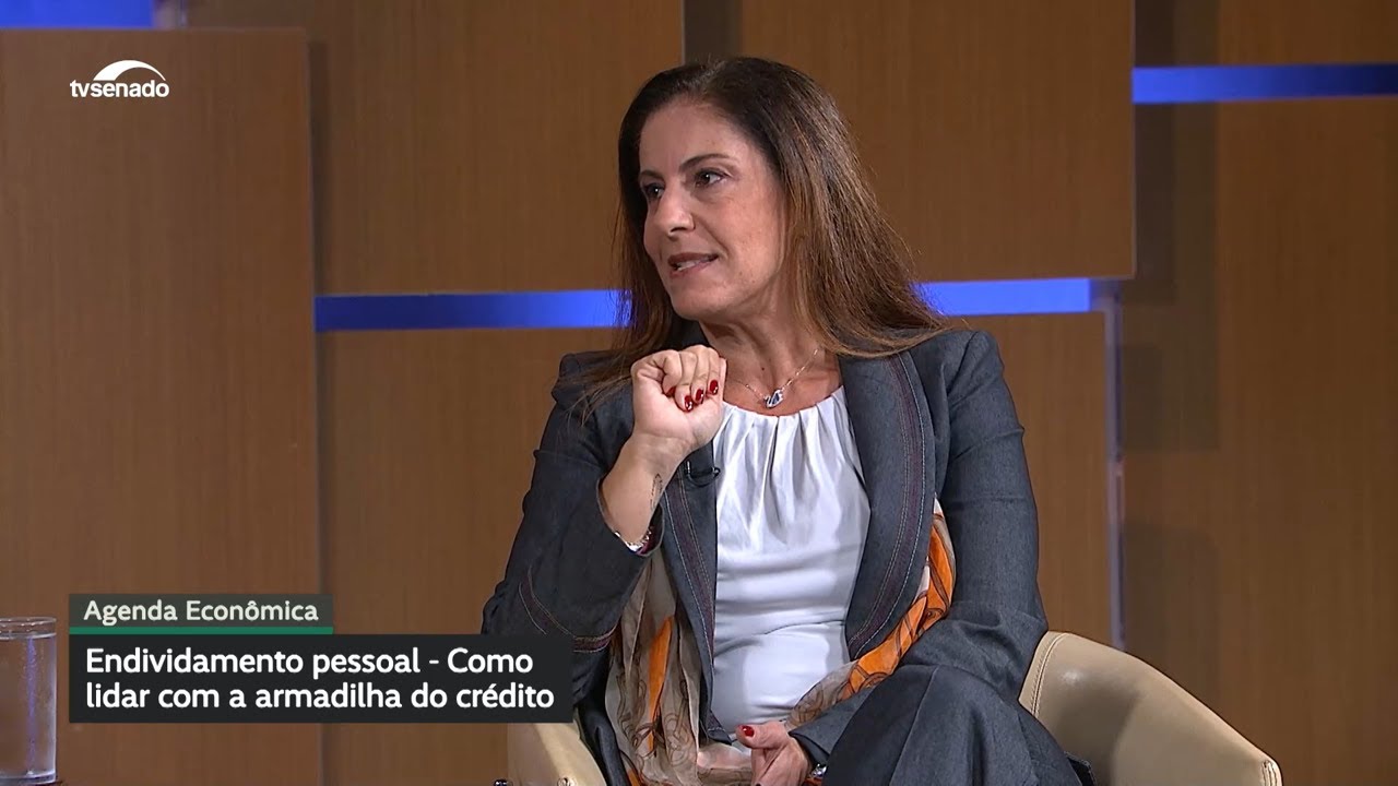 Juros altos e facilidade de uso do cartão de crédito são os vilões do endividamento familiar