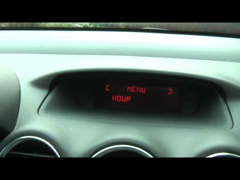 Pioneer AVIC-HD3 on Peugeot 308 – change the clock