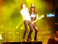 Velvet Revolver DUFF falls down Velvet Revolver DUFF falls down