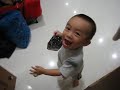 baby bosco wong use his buttock to knock the door