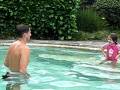 videos de at tutu's pool