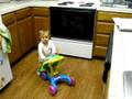 videos de Walking, babbling & a little dancing