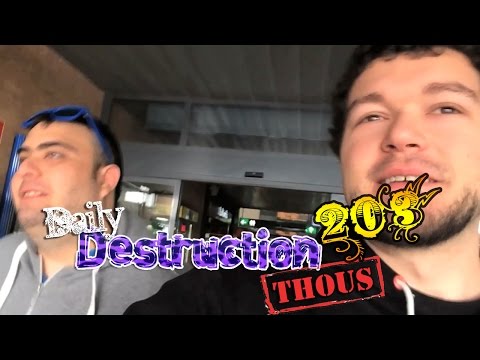 Daily Destruction Thous 203 - La Vuelta de Sevilla y Pinchando una Rueda!