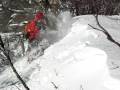 videos de 雪の三嶺で雪庇を壊すK君