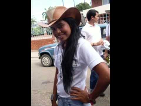 no te fuistes Evelyn, estubistes en mi CORAZON tu amigo Chirilo