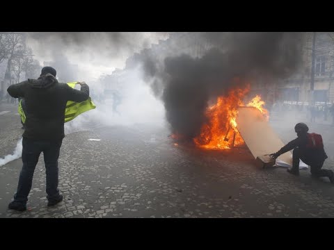 Frankreich: Proteste der Gelbwesten eskalieren - Plnderungen und Gewalt auf der Champs-Elyses