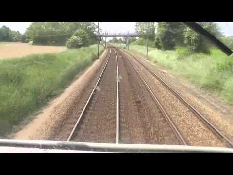 cherbourg - Petit tour en cabine d'une BB 15000 faisant le Paris-Caen-Cherbourg, je l'ai filmé à son arrivé à Caen puis je suis partie à Cherbourg. La 1ere partie se fai...