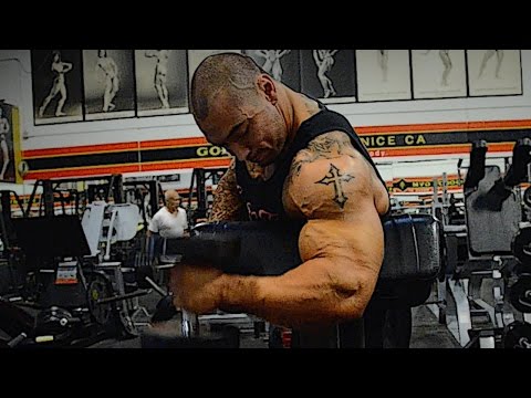 BREAKING THE 20 INCH BARRIER - ARM MOTIVATION - Rich Piana
