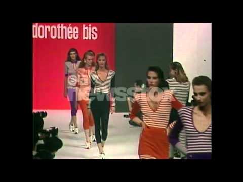 MINISKIRTS