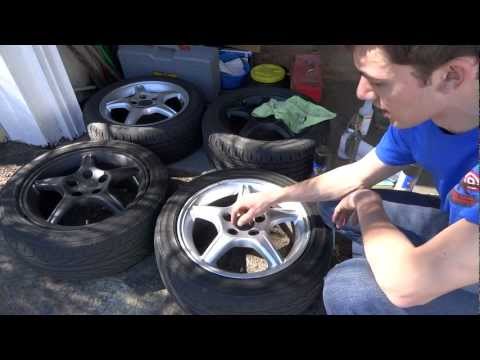 Touchups - This is a how to instructional video showing how to use PlastiDip (available here:http://amzn.to/WqmZAg) Also comes in a variety of different colors In the v...