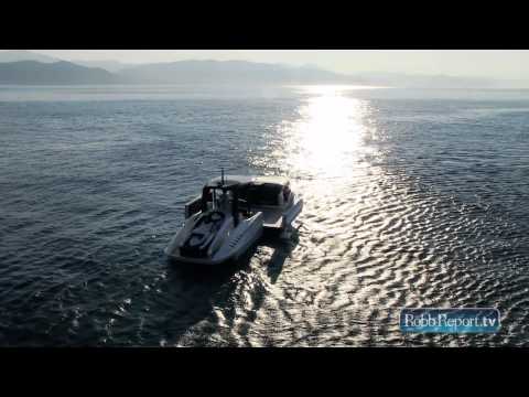 how to define a yacht