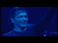 i muvrini: ''�n ti ne scurd�'' 
i muvrini ao vivo em concerto em le forest national (bruxelas), no d�a 10 de dezembro de 2005.

live at the le forest national, in brussels, on 10 december 2005.


�n ti ne scurd�

� s'� t� voli
t� voli and�

u mio battellu
� navic�

stasera voca
p� issi quall�

porta l'amore
� lu camp�

salutami li nostri
ch� s� da mare in d�

� tutti l'altri
�n ti ne scurd�

vai
� �n ti scurd�
� �n ti scurd�
di u to vult�
vai
�n ti ne scurd�
�n ti ne scurd� ...


ghjuvan francescu bernardini