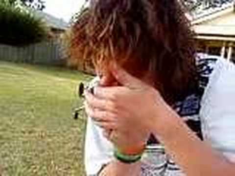 Sneezing fit after sniffing citric ...
