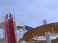 la copine de regis fait du toboggan...
