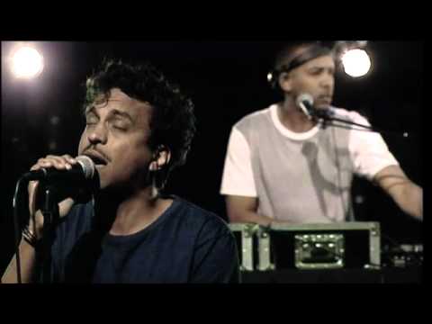 Timbuktu – Kapitulera (Live @ Nyhetsmorgon)