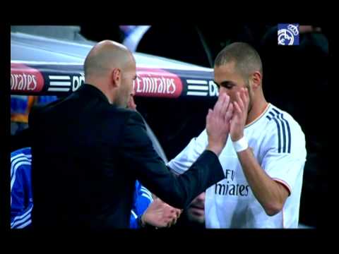 Zinedine Zidane with Real Madrid Zinedine Zidane with Real Madrid