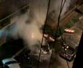 auto in fiamme vigili del fuoco