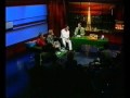 lena endre, robert broberg och papa dee i intervjusoffan. i del 2 och 4 sjunger robban.

swedish talkshow. the rap and toast artist papa dee talks about a band he plays with in new york, and actress lena endre talks a bit about what she's done in ny. rather pointless if you don't understand swedish though. (there's just a tiny bit of toast from papa dee in english)